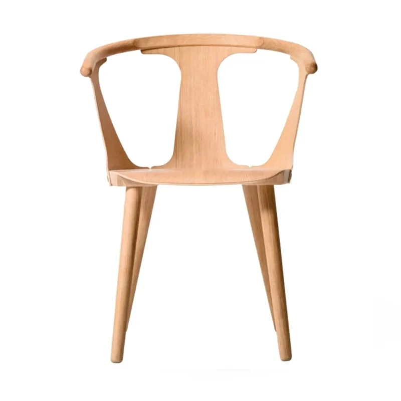 sk1 in between chair in white oiled oak limited stock