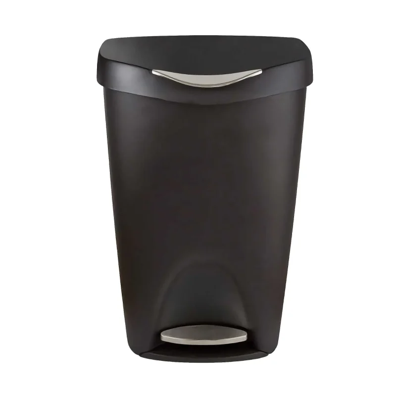 umbra brim 50l step on trash can black nickel